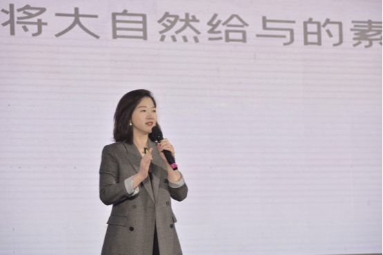 冠牛龐曉良：堅守對實木文化的傳承與創新